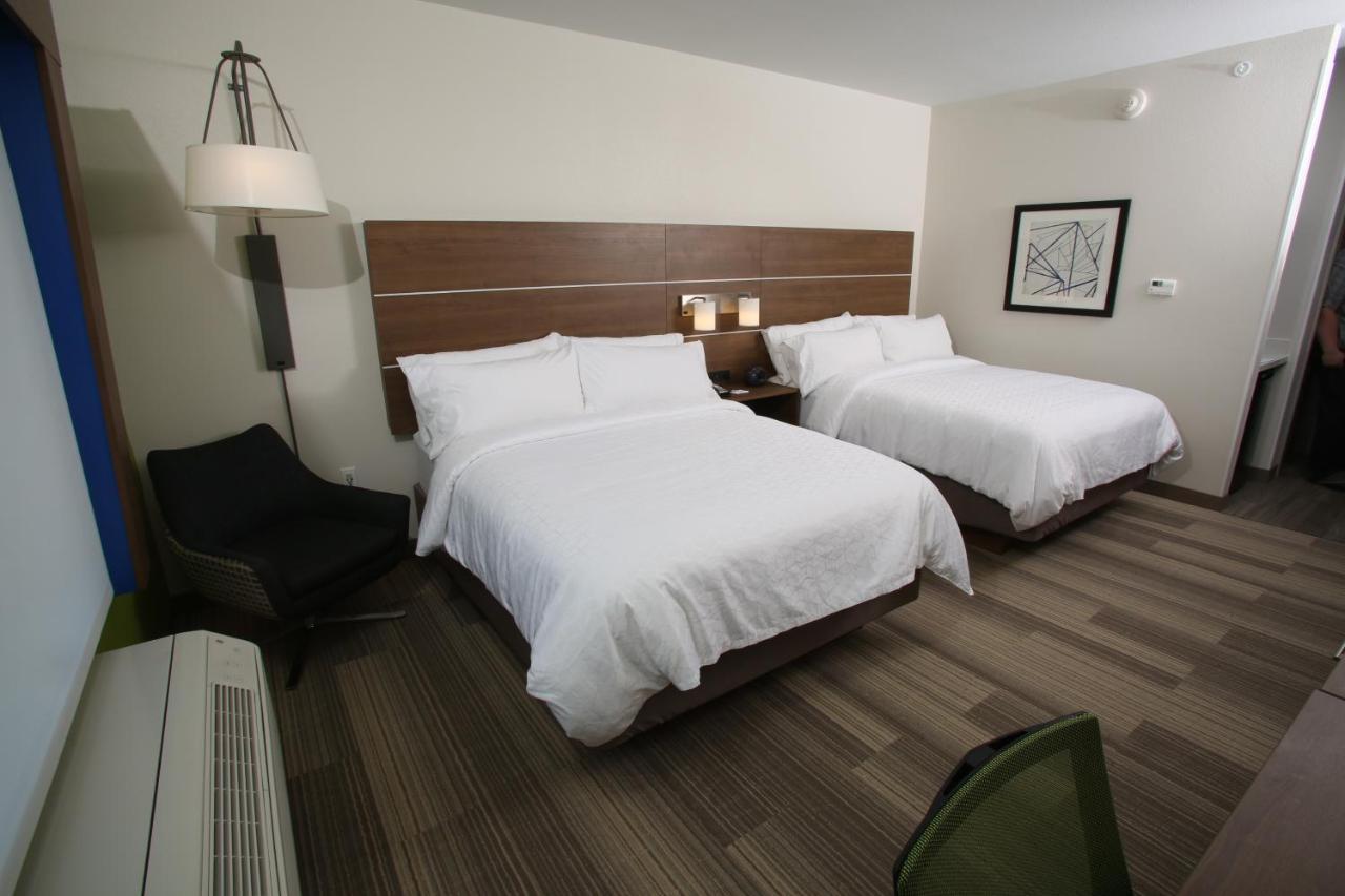 Holiday Inn Express Hotel And Suites Lincoln Airport By Ihg Luaran gambar