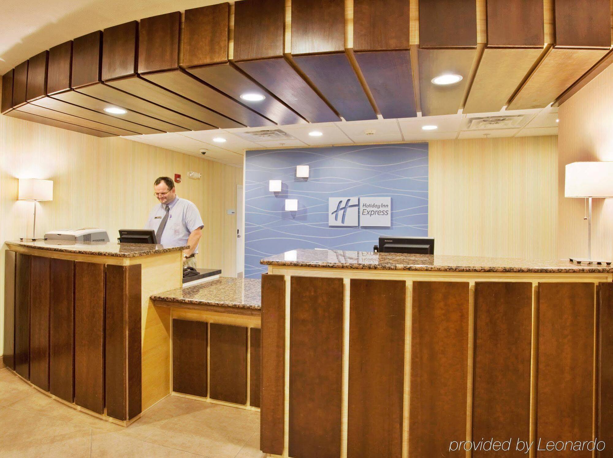 Holiday Inn Express Hotel And Suites Lincoln Airport By Ihg Luaran gambar