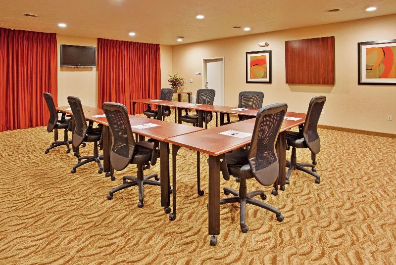 Holiday Inn Express Hotel And Suites Lincoln Airport By Ihg Luaran gambar